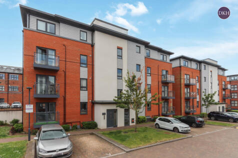 Rembrandt Way, Watford WD18 2 bed apartment for sale