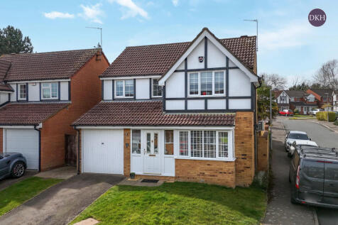 Lamb Close, Hertfordshire WD25 4 bed detached house for sale