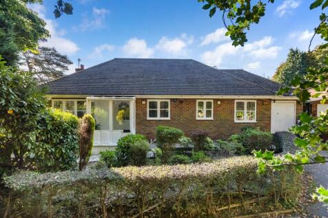 3 bedroom detached bungalow for sale