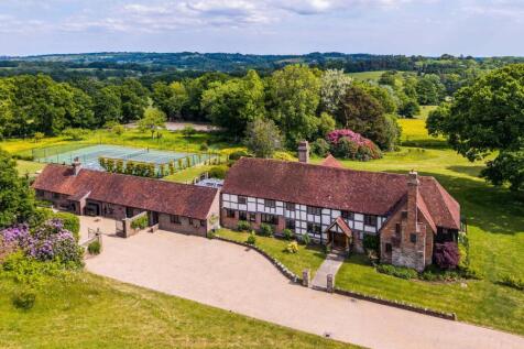 7 bedroom detached house for sale