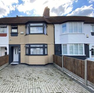 5 bedroom semi-detached house for sale