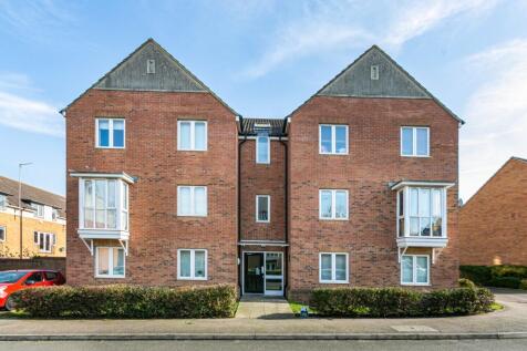Holland Court, Chaucer Grove... 2 bed apartment for sale