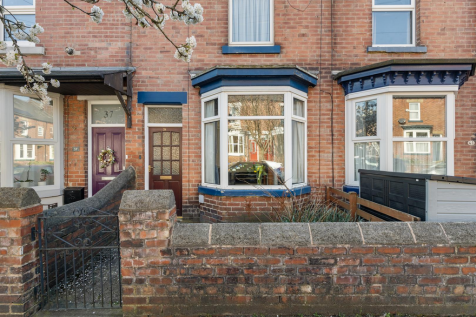 Cruise Road, Sheffield 3 bed terraced house for sale