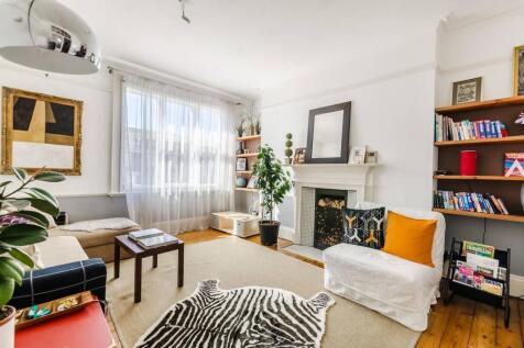 Southampton Row, Bloomsbury, London... 2 bed flat for sale