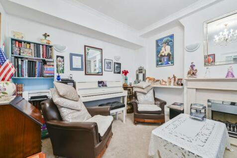 Boswell Street, Bloomsbury, London... 2 bed flat for sale