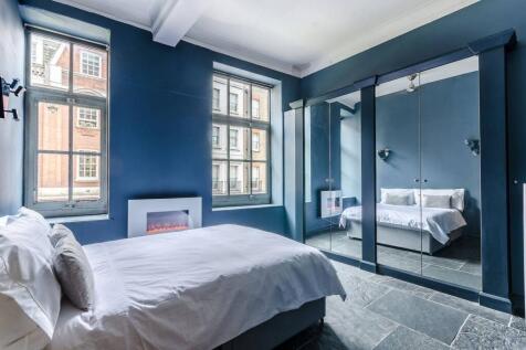Dean Street, Soho, London, W1D 1 bed flat for sale