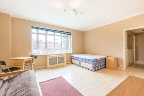 University Street, Bloomsbury... Studio for sale