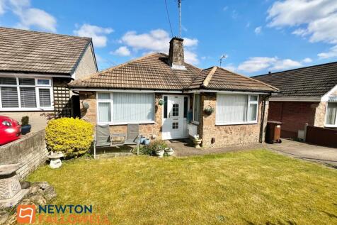 Leeming Park, Mansfield Woodhouse, NG19 2 bed detached bungalow for sale
