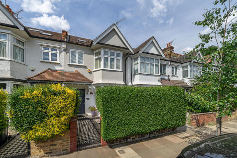 5 bedroom terraced house for sale