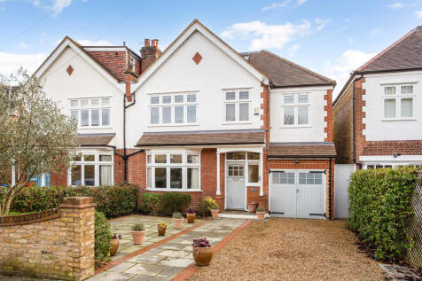 5 bedroom semi-detached house for sale