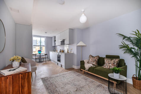 1 bedroom flat for sale