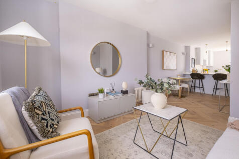 1 bedroom flat for sale