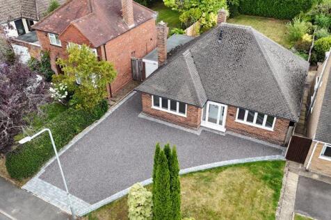 2 bedroom detached house for sale