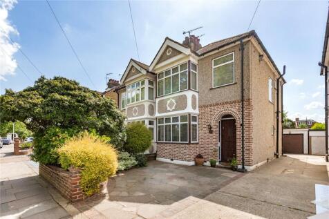 Westbury Terrace, Upminster, RM14 3 bed semi