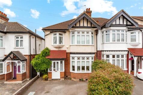 Champion Road, Upminster, RM14 5 bed semi