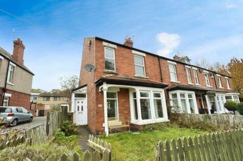 St Marys Avenue, Crook 3 bed end of terrace house for sale