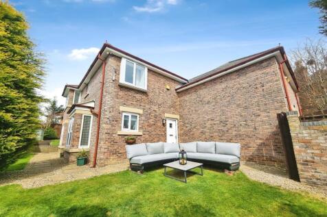 Red House Gardens, Willington, Crook 4 bed detached house for sale