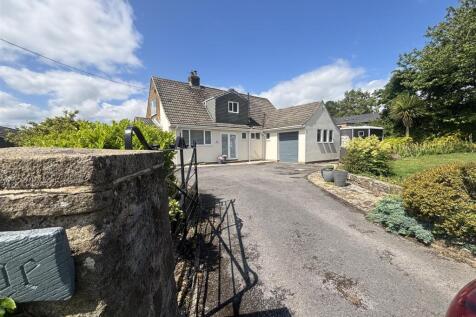 Low Jobs Hill, Crook 5 bed detached bungalow for sale