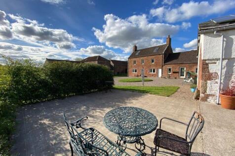 Strathmiglo KY14 4 bed detached house for sale