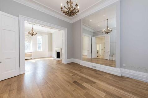 3 bedroom flat for sale