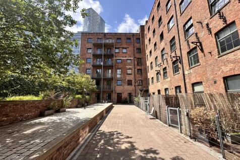 Macintosh Mills, Cambridge Street 3 bed apartment for sale