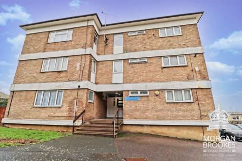 Vange Hill Drive, Basildon 1 bed apartment for sale