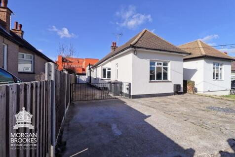 3 bedroom semi-detached bungalow for sale