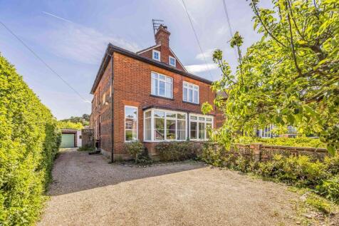 Redhill Road, Rowlands Castle 5 bed semi