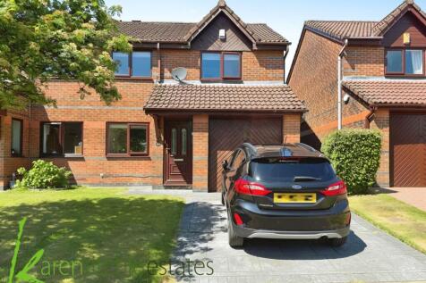 3 bedroom semi-detached house for sale