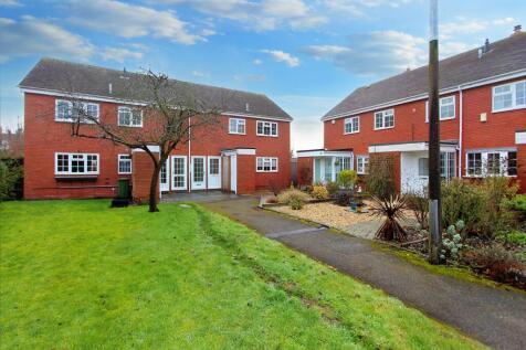 1 bedroom maisonette for sale