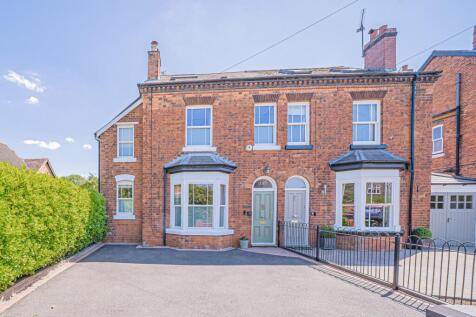 4 bedroom semi-detached house for sale