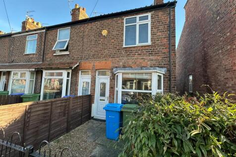 2 bedroom end of terrace house for sale