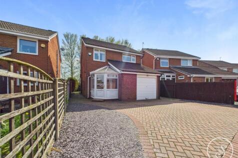 Oakdale Meadow, Leeds 3 bed detached house for sale