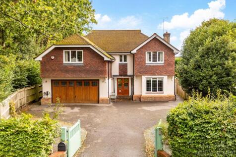 Church Road, Crawley RH10 5 bed detached house for sale