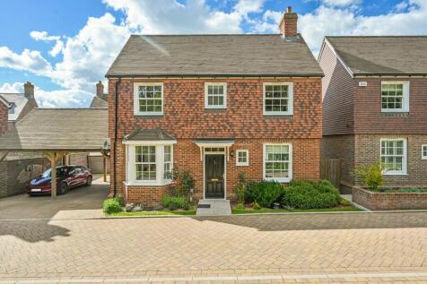 Mercer Drive, Tenterden, Kent, TN30 3 bed detached house for sale