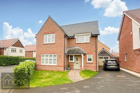 4 bedroom detached house for sale