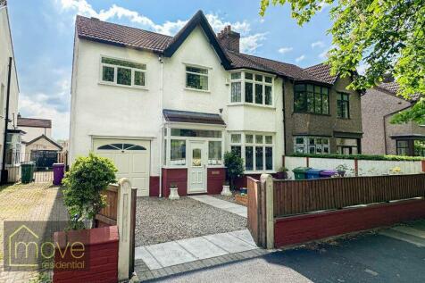 4 bedroom semi-detached house for sale