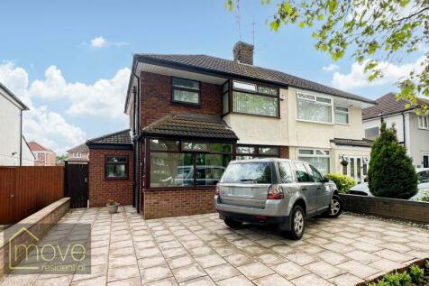 4 bedroom semi-detached house for sale