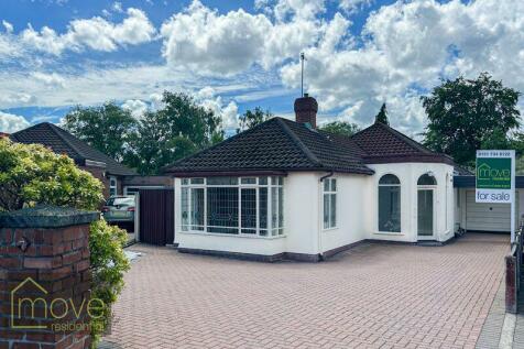 3 bedroom detached bungalow for sale