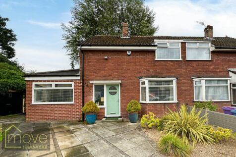 3 bedroom semi-detached house for sale