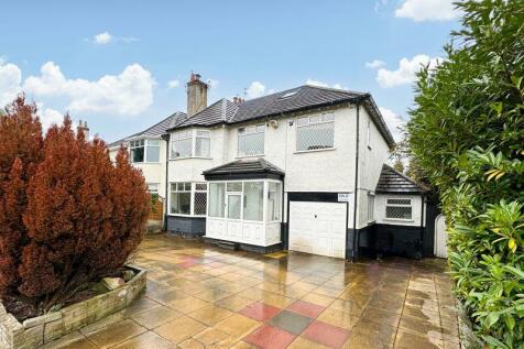 5 bedroom semi-detached house for sale