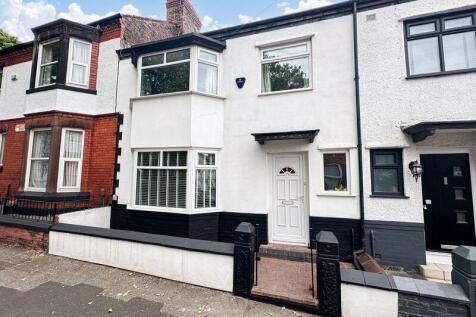 4 bedroom terraced house for sale