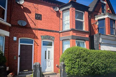 4 bedroom terraced house for sale