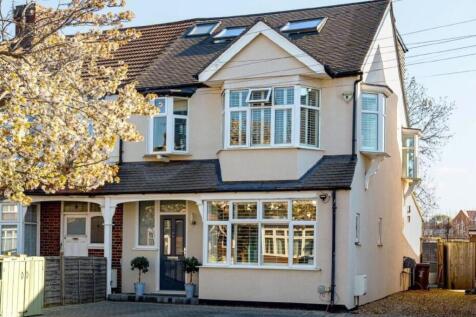 Westway, Raynes Park, London, SW20 5 bed end of terrace house for sale