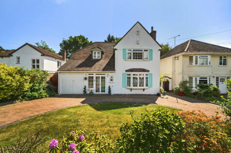 Saxholm Dale, Southampton 4 bed detached house for sale
