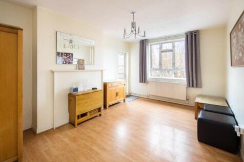 Hector House, Old Bethnal Green Road... 3 bed flat for sale