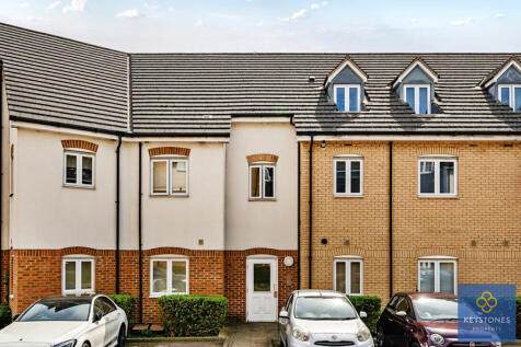 Ingrebourne Avenue, Harold Hill, RM3 2 bed apartment for sale
