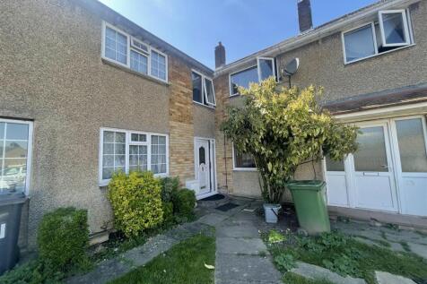 Ashwood Road, Potters Bar EN6 3 bed terraced house for sale
