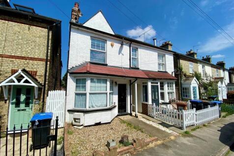 Frampton Road, Potters Bar EN6 3 bed terraced house for sale