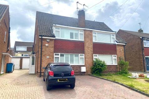 Melrose Avenue, Potters Bar EN6 3 bed semi